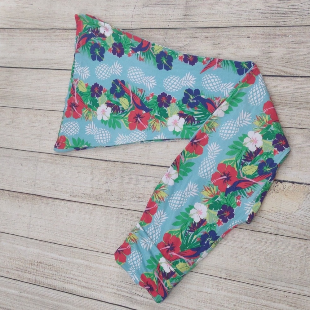 Macbeth collection tropical flare  floral  Stretch pull on pants Hawaiian Girl